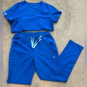 Fig’s Women’s scrubs - 2 sets